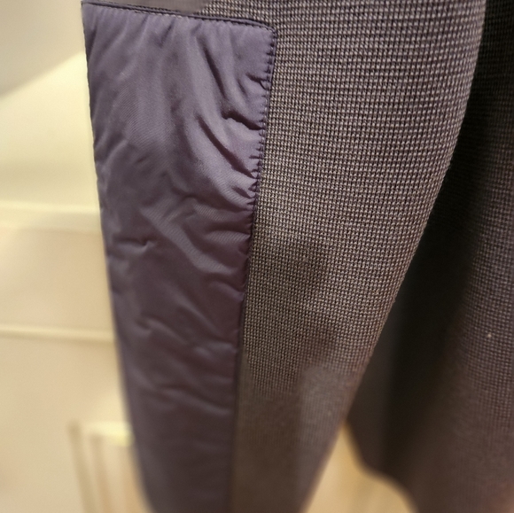 🎇HOST PICK 🎇NWT'S PRADA gorgeous 💙 100% wool sweater/zip pocket..small flaws - Picture 10 of 12